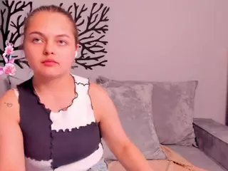 TaiteBluett's Live Sex Cam Show
