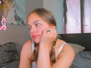 TaiteBluett's Live Sex Cam Show