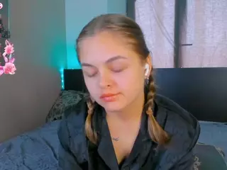 TaiteBluett's Live Sex Cam Show