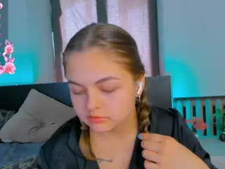TaiteBluett's Live Sex Cam Show