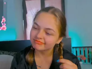 TaiteBluett's Live Sex Cam Show