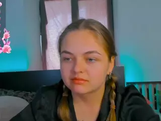 TaiteBluett's Live Sex Cam Show