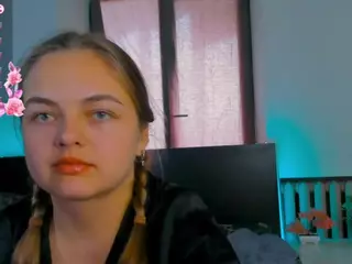 TaiteBluett's Live Sex Cam Show