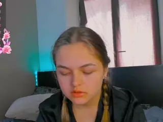 TaiteBluett's Live Sex Cam Show