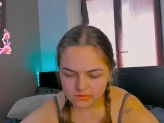 TaiteBluett's Live Sex Cam Show