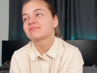 TaiteBluett's Live Sex Cam Show