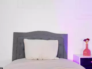 ZaraCampbell's Live Sex Cam Show