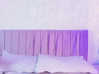 ZoeBenneti's Live Sex Cam Show