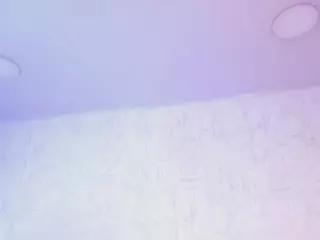 ZoeBenneti's Live Sex Cam Show