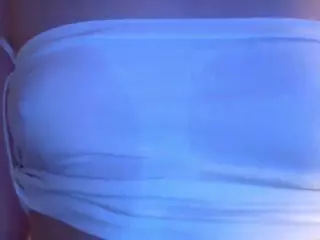 Verona's Live Sex Cam Show