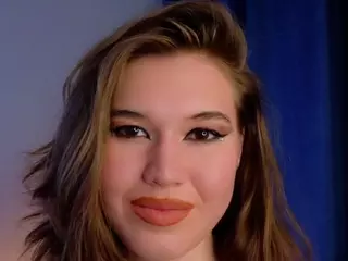 Verona's Live Sex Cam Show