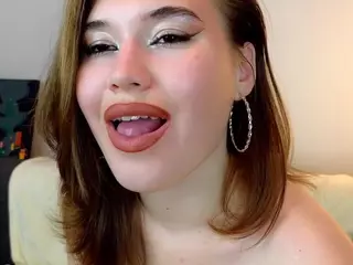 Verona's Live Sex Cam Show