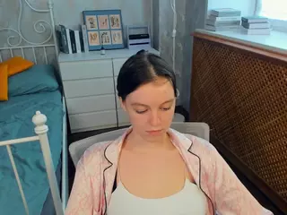 HenriettaCrull's Live Sex Cam Show