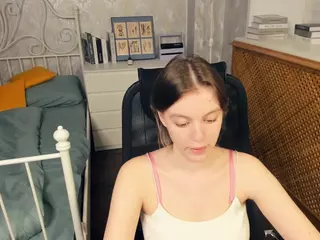 HenriettaCrull's Live Sex Cam Show
