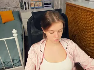 HenriettaCrull's Live Sex Cam Show