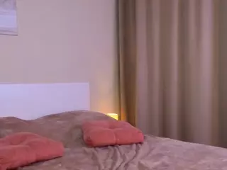 HildaBaber's Live Sex Cam Show