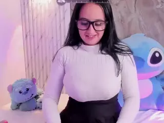 Emma-Collins-01's Live Sex Cam Show