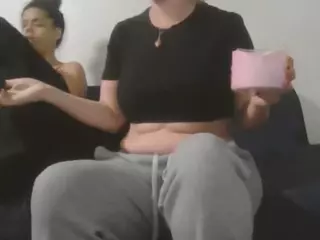 Gemixxmeow's Live Sex Cam Show