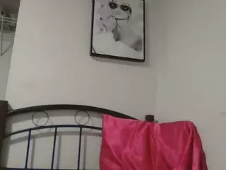 Gemxxmeow's Live Sex Cam Show