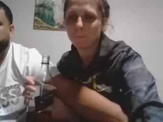 Gemxxmeow's Live Sex Cam Show