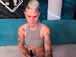 LindaBryantt's Live Sex Cam Show