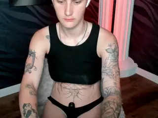 LindaBryantt's Live Sex Cam Show