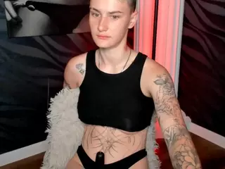 LindaBryantt's Live Sex Cam Show