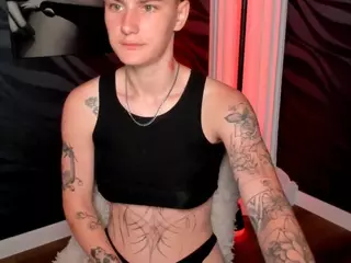 LindaBryantt's Live Sex Cam Show