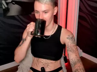 LindaBryantt's Live Sex Cam Show