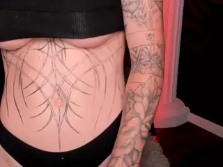LindaBryantt's Live Sex Cam Show