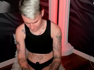 LindaBryantt's Live Sex Cam Show