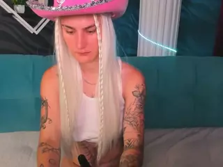 LindaBryantt's Live Sex Cam Show