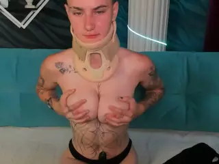 LindaBryantt's Live Sex Cam Show