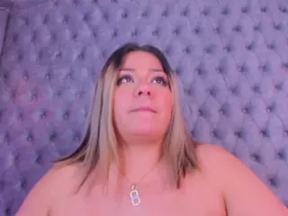 Miss-horney's Live Sex Cam Show