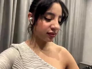 OdiliaCraley's Live Sex Cam Show