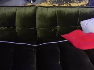 RebelGirlL's Live Sex Cam Show