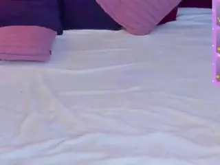 RebelGirlL's Live Sex Cam Show