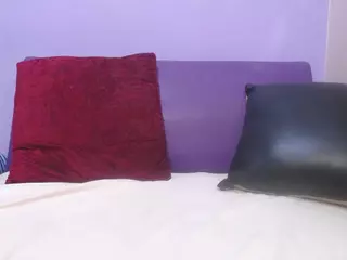 SofiaSmith19's Live Sex Cam Show