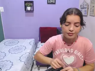 SofiaSmith19's Live Sex Cam Show
