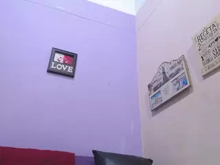 SofiaSmith19's Live Sex Cam Show