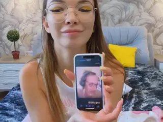 SusannJohnson's Live Sex Cam Show