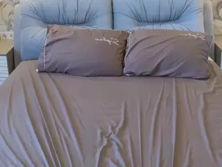 SusannJohnson's Live Sex Cam Show
