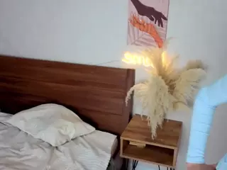 WilonaHamlet's Live Sex Cam Show