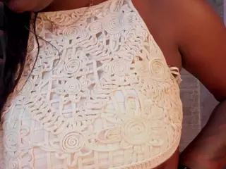aishazaa's Live Sex Cam Show