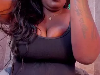 aishazaa's Live Sex Cam Show
