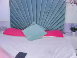 Aitana Hilton's Live Sex Cam Show