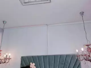 Aitana Hilton's Live Sex Cam Show
