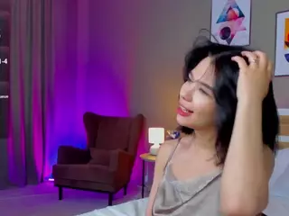 Alice-Bradly's Live Sex Cam Show