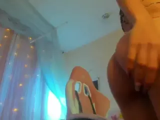 Ariadnett's Live Sex Cam Show