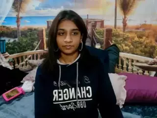 cherryindian4u's Live Sex Cam Show